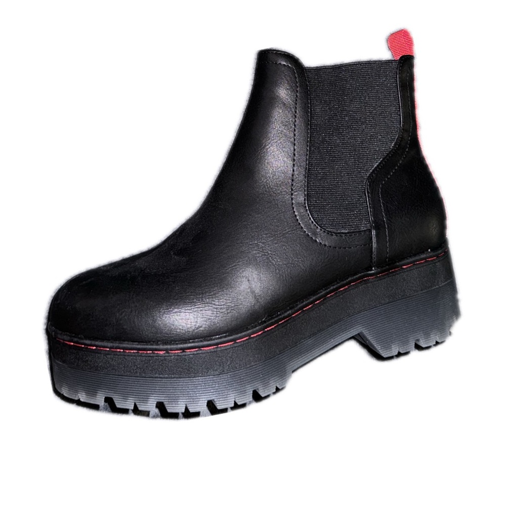 MIA combat boots